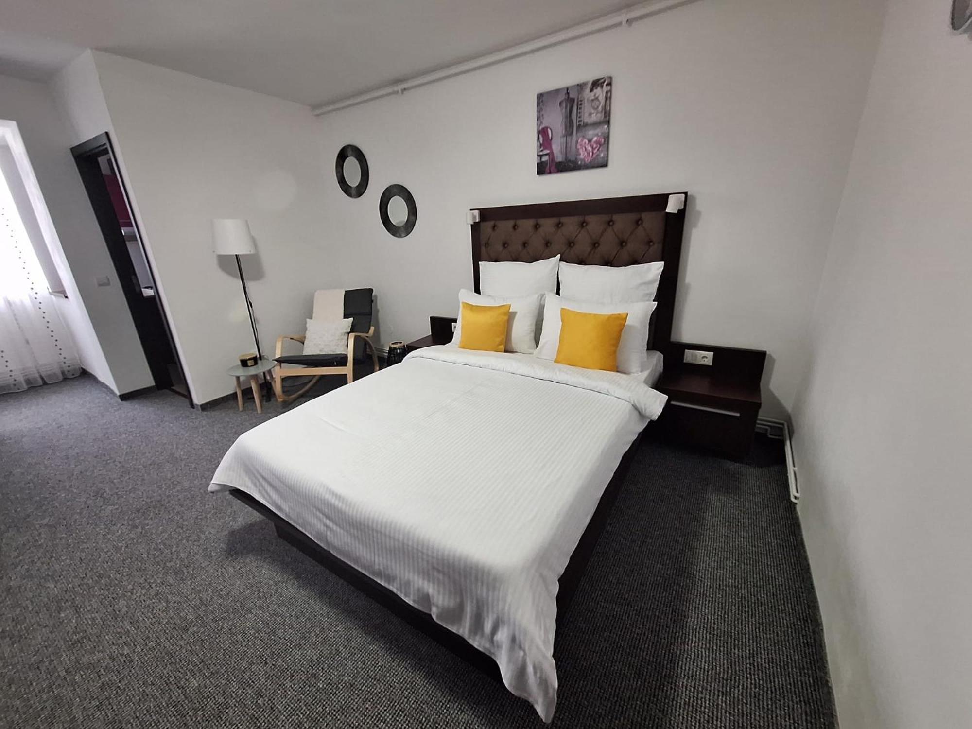 Onyx - Radiance Aparthotel Брашов Экстерьер фото